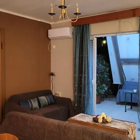 M&M Airport Stop Garden Apartment Spata  Exterior photo